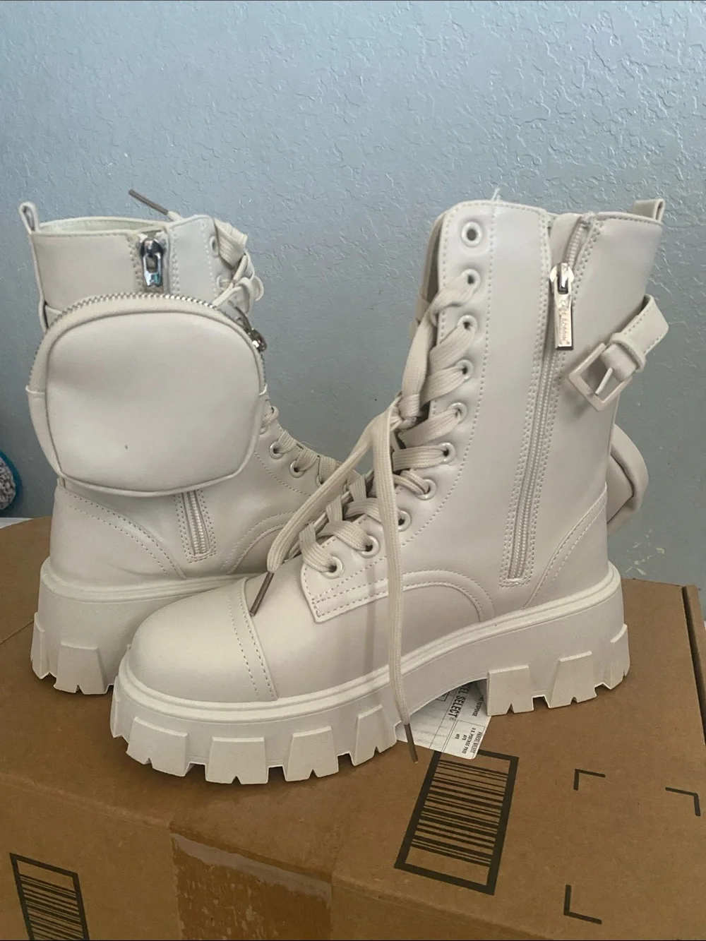Chunky Lace-Up Combat Boots with Removable Pouch - Cream - Picture 1 of 3
